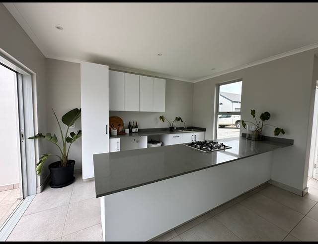 2 BEDROOM HOUSE FOR SALE IN LALELA ESTATE